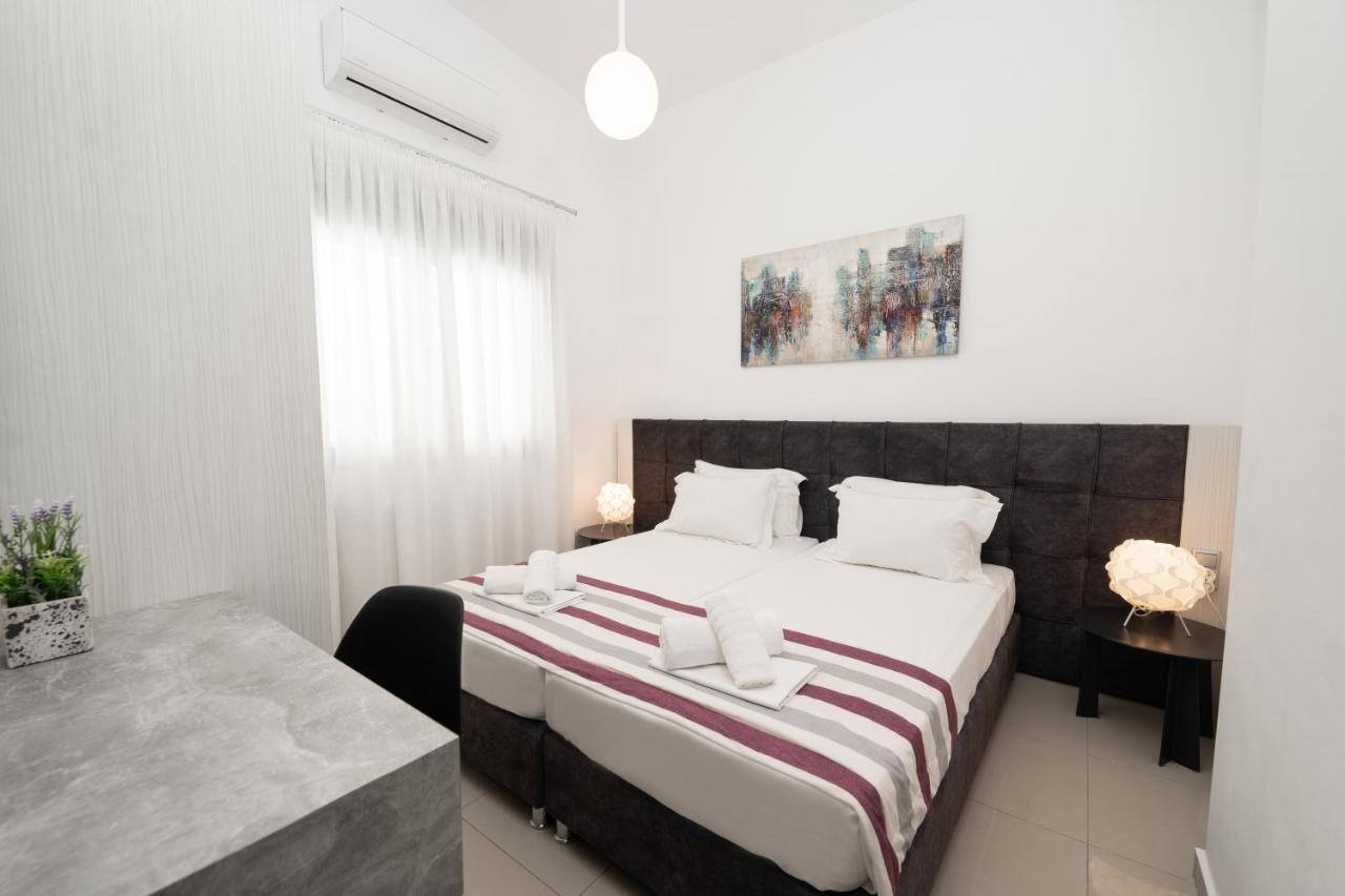 Aelia Apartments Néa Péramos Dış mekan fotoğraf