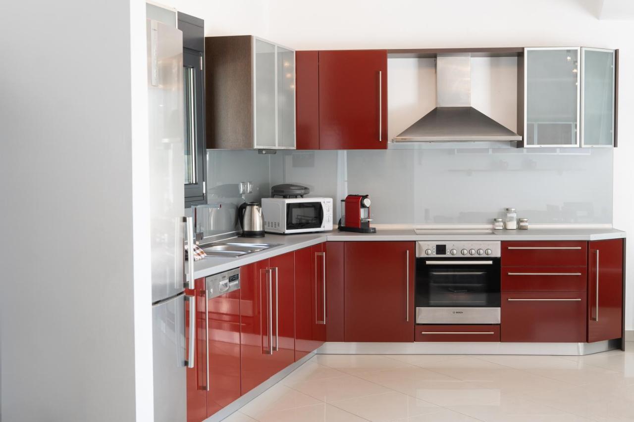 Aelia Apartments Néa Péramos Dış mekan fotoğraf