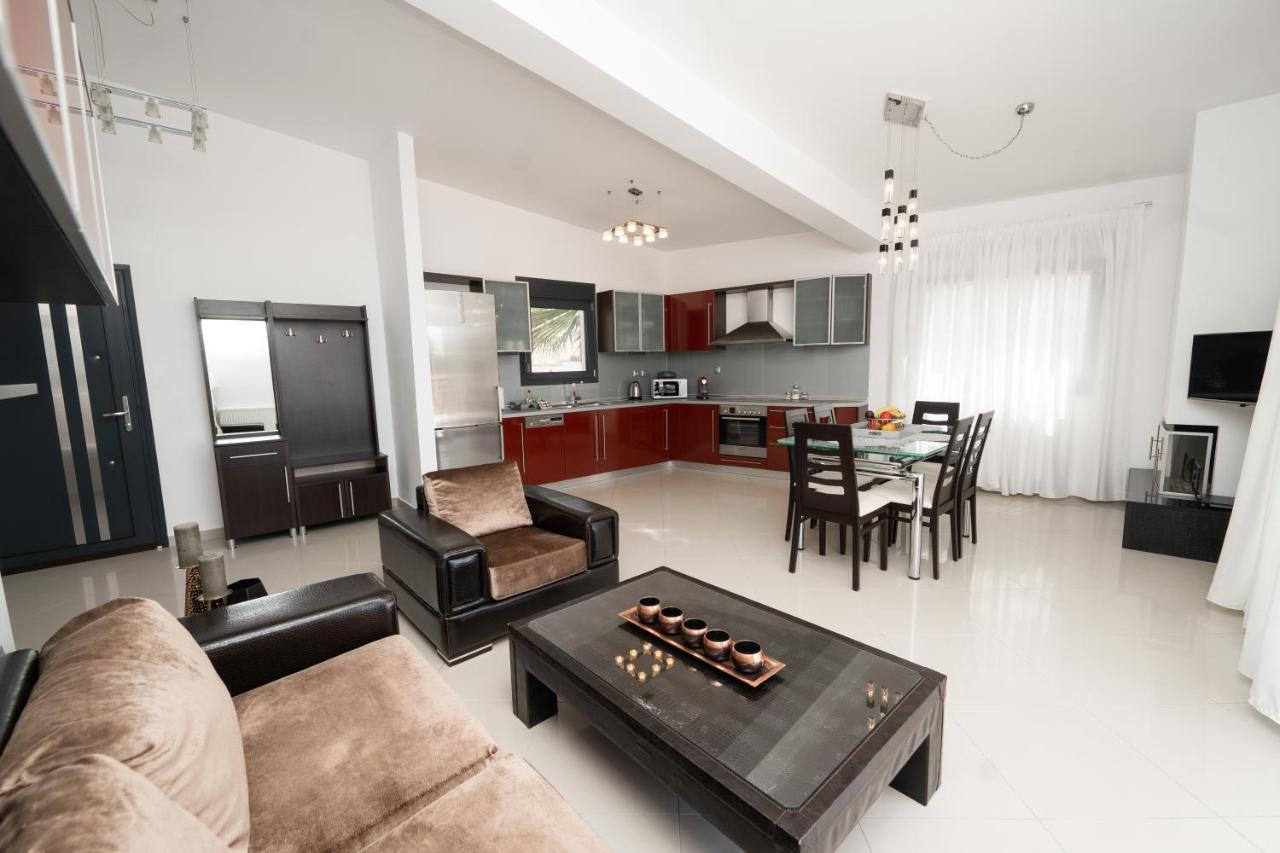 Aelia Apartments Néa Péramos Dış mekan fotoğraf