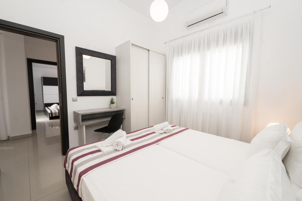 Aelia Apartments Néa Péramos Dış mekan fotoğraf