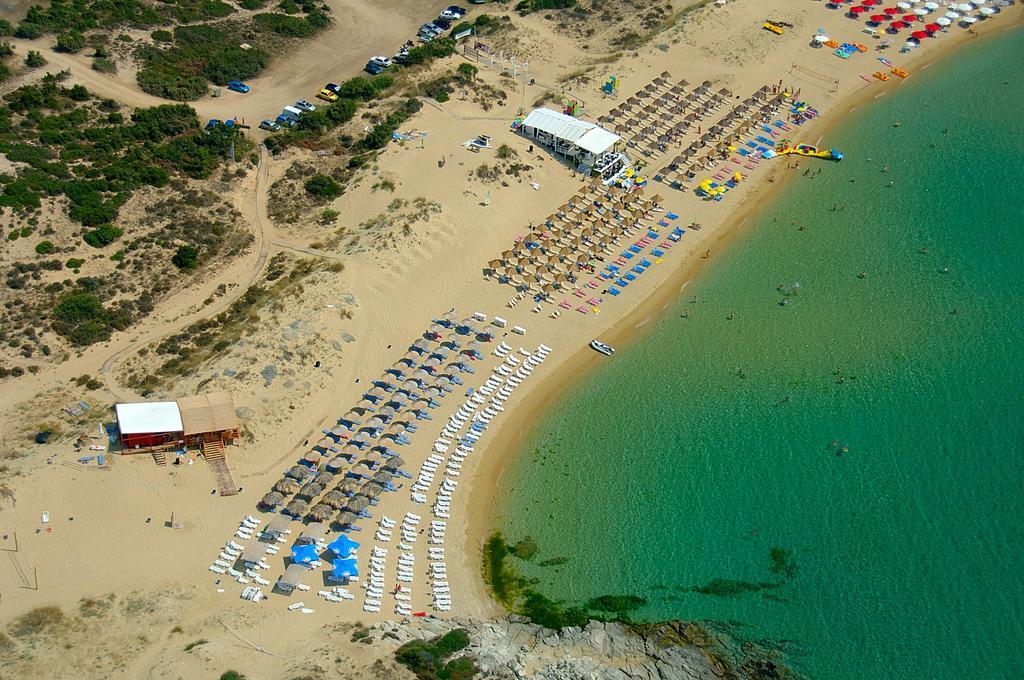 Aelia Apartments Néa Péramos Dış mekan fotoğraf